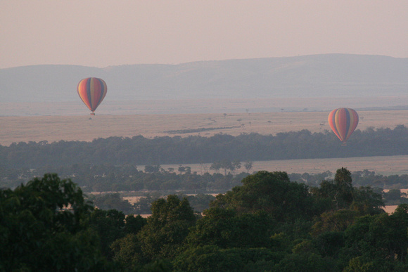 Hot-air balloons over the Masai Mara