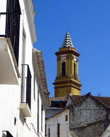 ...and the tower of Iglesia de los Remedios  can be seen  throughout the town.